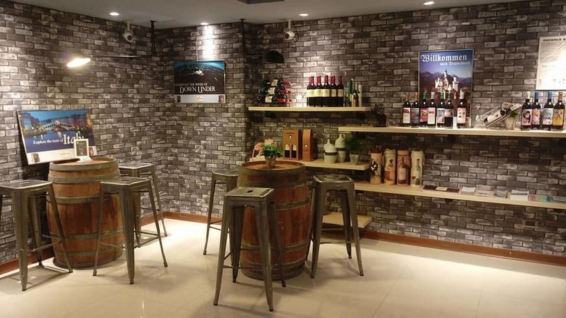 Imagen de los interiores del Hotel Macchi. Foto 17