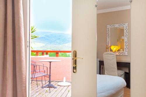 Imagen de la habitación del Hotel Macchia e Mare. Foto 17