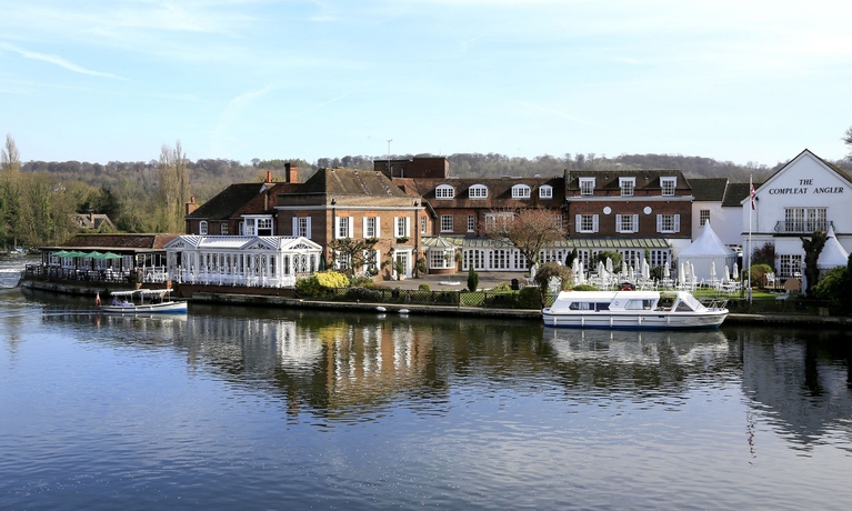Imagen general del Hotel Macdonald Compleat Angler. Foto 2