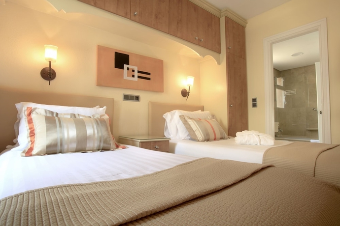 Imagen de la habitación del Hotel Macdonald Dona Lola Resort. Foto 5