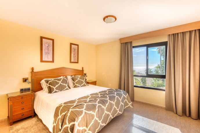 Imagen de la habitación del Hotel Macdonald Dona Lola Resort. Foto 12