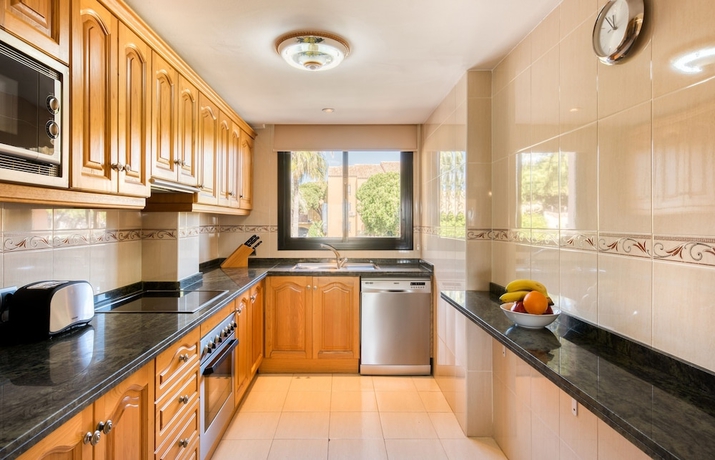 Imagen de la habitación del Hotel Macdonald Dona Lola Resort. Foto 17