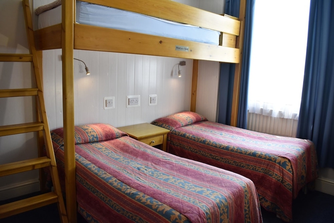 Imagen de la habitación del Hotel Macdonald. Foto 4