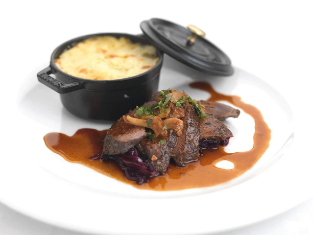 Imagen del bar/restaurante del Hotel Macdonald Houstoun House. Foto 2