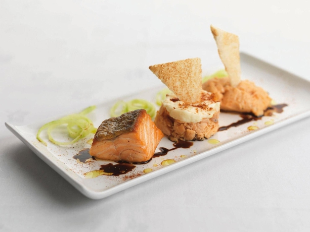 Imagen del bar/restaurante del Hotel Macdonald Houstoun House. Foto 5