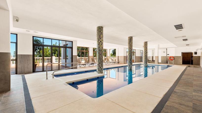 Imagen general del Hotel Macdonald La Ermita Resort. Foto 8