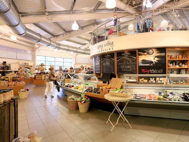 Imagen de los interiores del Hotel Macdonald Morlich. Foto 10