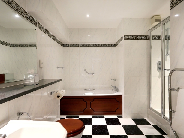 Imagen de la habitación del Hotel Macdonald Norwood Hall. Foto 9