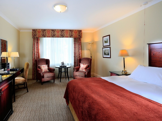 Imagen de la habitación del Hotel Macdonald Old England and Spa. Foto 3