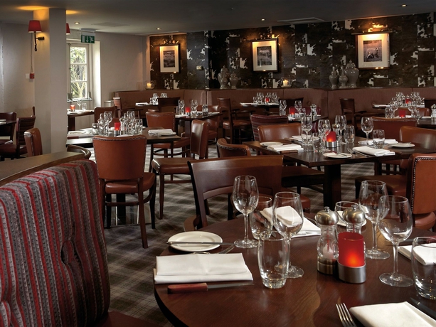 Imagen del bar/restaurante del Hotel Macdonald Tickled Trout. Foto 2