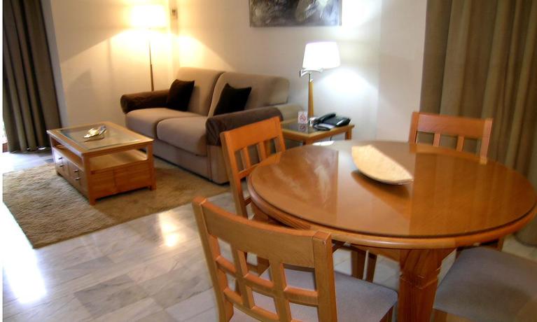 Imagen de la habitación del Hotel Macdonald Villacana Club Resort. Foto 6