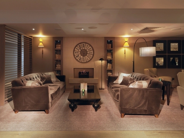 Imagen de los interiores del Hotel Macdonald Windsor. Foto 13