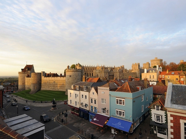 Imagen de la habitación del Hotel Macdonald Windsor. Foto 9