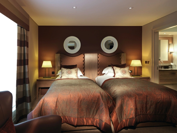 Imagen de la habitación del Hotel Macdonald Windsor. Foto 11