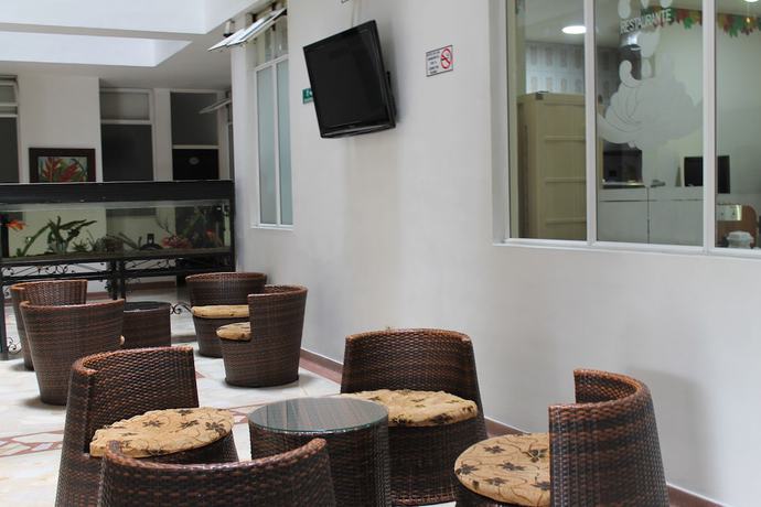 Imagen de los interiores del Hotel Macedonia Plaza Medellin. Foto 18