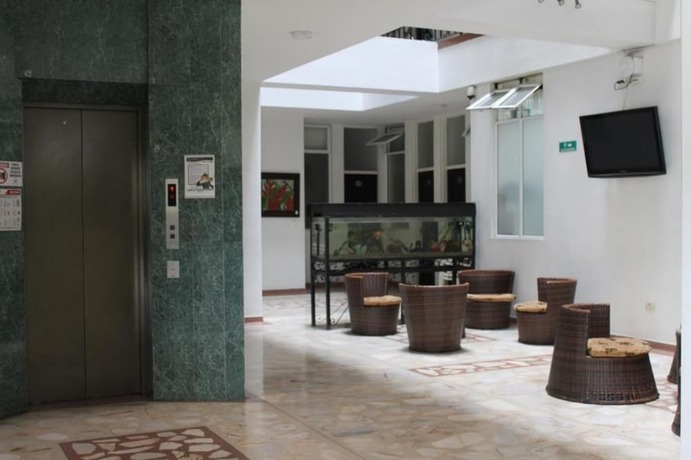 Imagen de los interiores del Hotel Macedonia Plaza Medellin. Foto 20