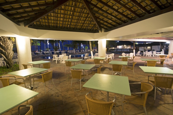Imagen de los interiores del Hotel Maceio Atlantic Suites. Foto 7