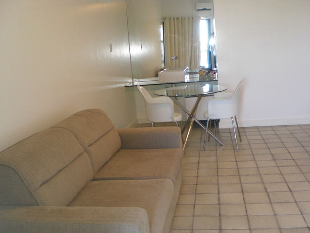 Imagen de la habitación del Hotel Maceio Atlantic Suites. Foto 2