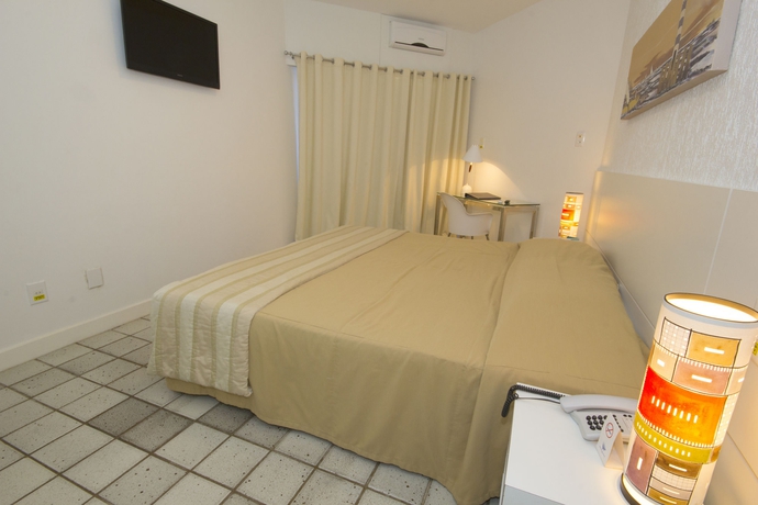 Imagen de la habitación del Hotel Maceio Atlantic Suites. Foto 4