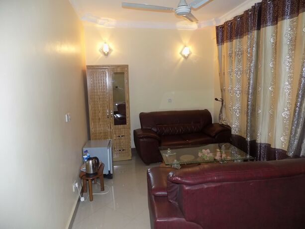 Imagen de la habitación del Hotel Machare British. Foto 12