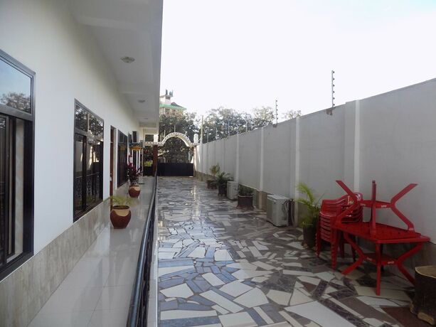 Imagen general del Hotel Machare British. Foto 5