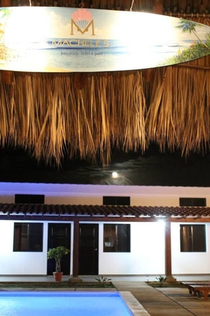 Imagen de la piscina del Hotel Machele' S Place Beachside and Pool. Foto 12