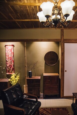 Imagen de la habitación del Hotel Machiya Hinoki. Foto 18