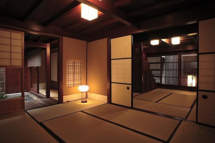 Imagen de la habitación del Hotel Machiya Kanazawa Kikunoya. Foto 20