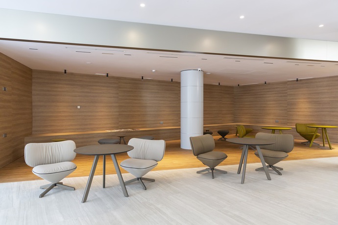 Imagen general del Hotel Macia Sevilla Kubb. Foto 4