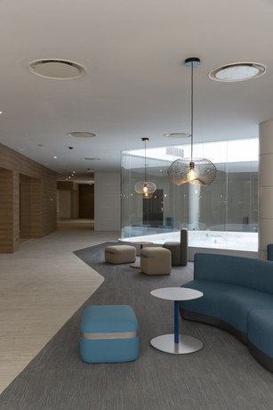 Imagen de la habitación del Hotel Macia Sevilla Kubb. Foto 31