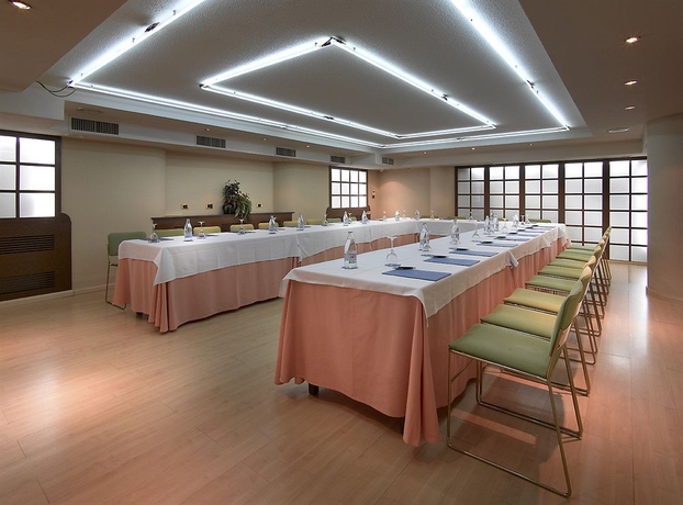 Imagen de los interiores del Hotel Macià Cóndor. Foto 14