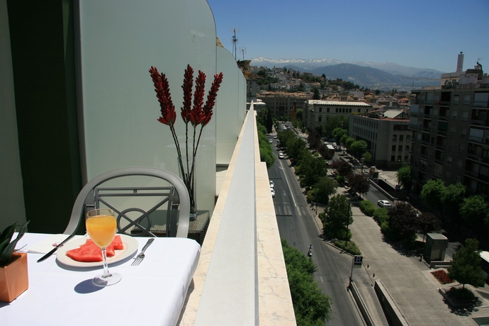 Imagen de la habitación del Hotel Macià Cóndor. Foto 11