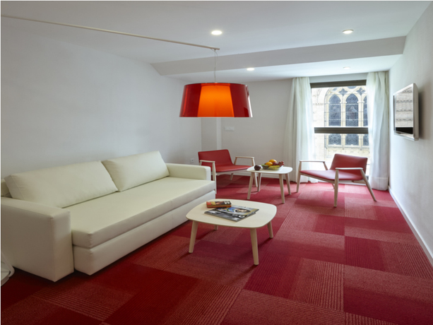 Imagen general del Hotel Macià Granada Five Senses Rooms and Suites. Foto 2