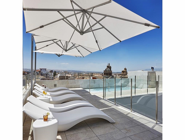 Imagen general del Hotel Macià Granada Five Senses Rooms and Suites. Foto 8