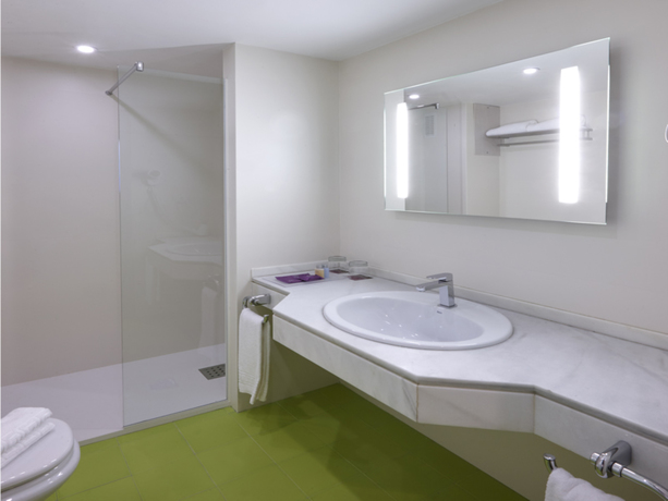 Imagen general del Hotel Macià Granada Five Senses Rooms and Suites. Foto 9