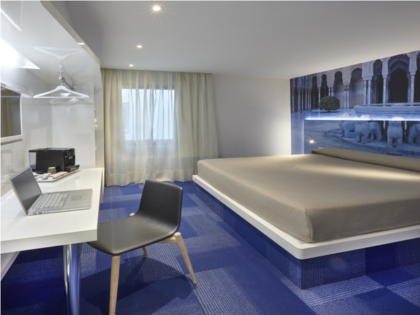 Imagen general del Hotel Macià Granada Five Senses Rooms and Suites. Foto 10