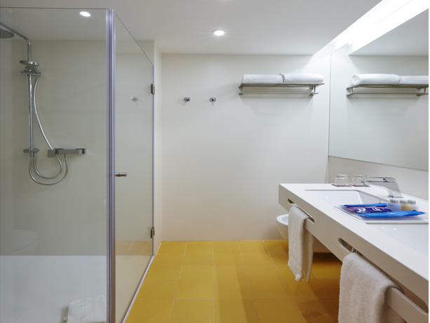 Imagen general del Hotel Macià Granada Five Senses Rooms and Suites. Foto 13