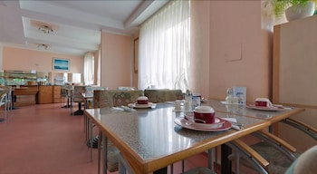 Imagen general del Hotel Mack. Foto 13