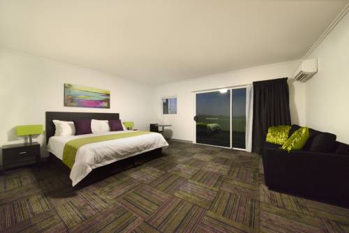 Imagen de la habitación del Hotel Mackay Oceanside Central. Foto 2