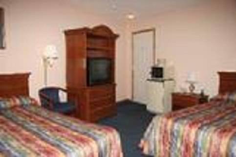 Imagen general del Hotel Mackinaw Budget Inn. Foto 1