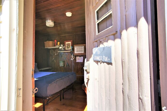 Imagen general del Hotel Mackinaw Timbers Cabins. Foto 3