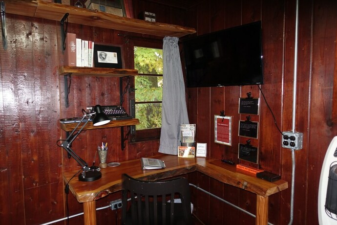 Imagen de la habitación del Hotel Mackinaw Timbers Cabins. Foto 20