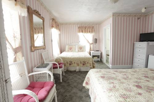 Imagen de la habitación del Hotel Macomber. Foto 15