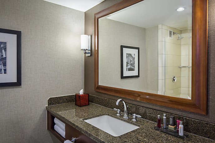 Imagen de la habitación del Hotel Macon Marriott City Center. Foto 12