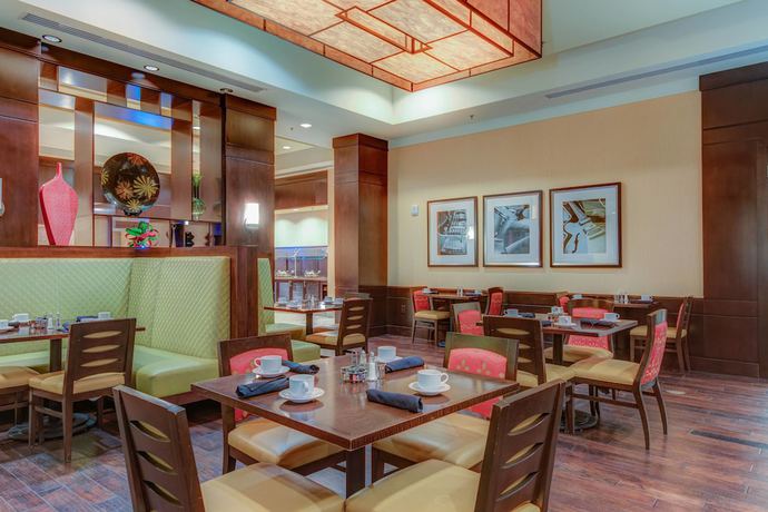 Imagen del bar/restaurante del Hotel Macon Marriott City Center. Foto 5