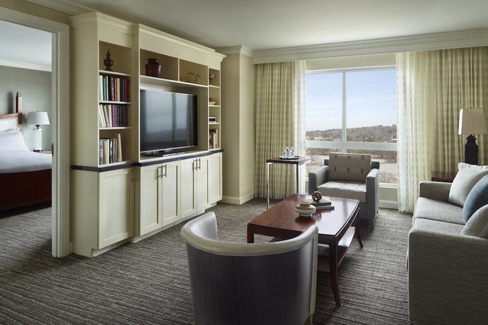 Imagen de la habitación del Hotel Macon Marriott City Center. Foto 17