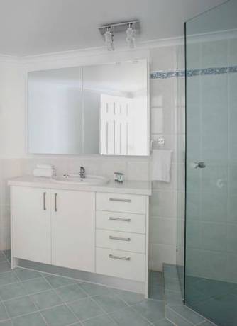Imagen de la habitación del Hotel Macquarie Lodge Noosa Heads. Foto 6