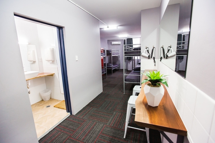 Imagen de la habitación del Hotel Mad Monkey Backpackers Waterfront. Foto 13