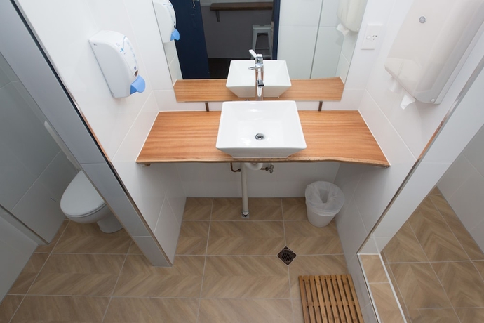 Imagen de la habitación del Hotel Mad Monkey Backpackers Waterfront. Foto 17