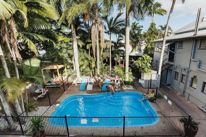 Imagen de la piscina del Hotel Mad Monkey Central. Foto 19
